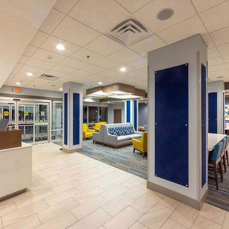 Holiday Inn Express & Suites - Harrisonburg University Area By Ihg Eksteriør bilde