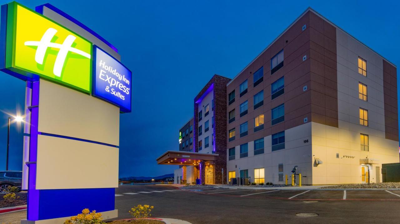Holiday Inn Express & Suites - Harrisonburg University Area By Ihg Eksteriør bilde